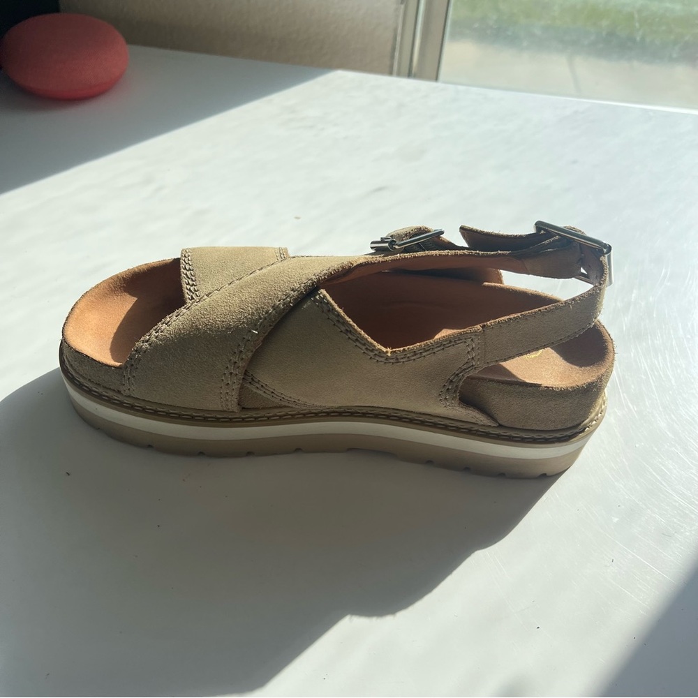 Clarks Orianna Roam Dark Sand Sable Fonce Tan Sandals Size 8.5 - Picture 10 of 16